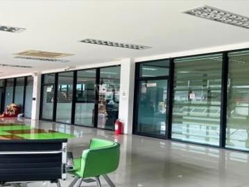 โรงงานสภาพใหม่ พร้อมใบ รง.4 แบตเตอรี่ เกือบ 3 ไร่ พื้นที่ใช้สอย 2,500 ตร.ม. พื้น Epoxy ทำเลดีเดินทางง่าย ใกล้พุทธสาคร เพียง 2 นาที KK3322S