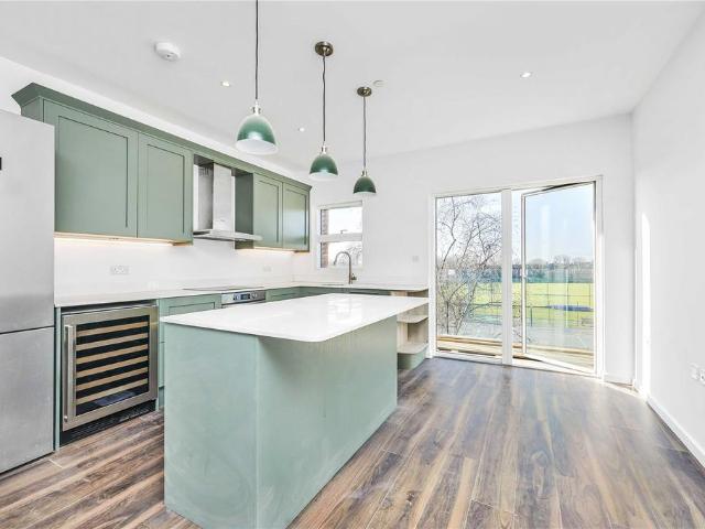 Ronian Villas, Elm Grove, Wimbledon. 3 bed end of terrace house to rent £4,950 pcm £1,142 pw