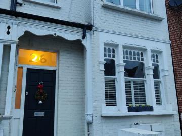 Ronnie Solanki Has an Apartment