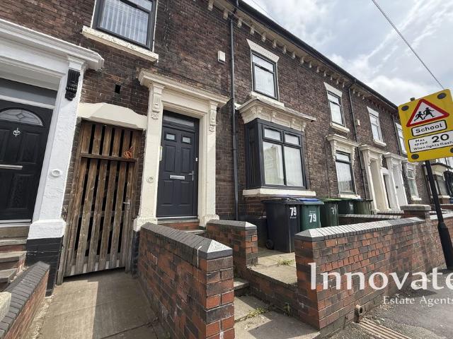 Rood End Road, Oldbury B68, 3 bed terraced house to rent, £1,100 pcm | PrimeLocation