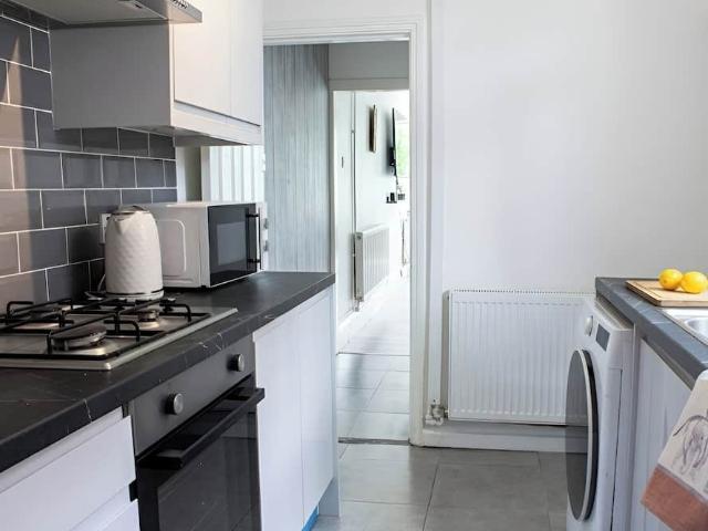 Rood End, Sandwell, England, United Kingdom | 3 bed house for rent #168062509 | Rentberry