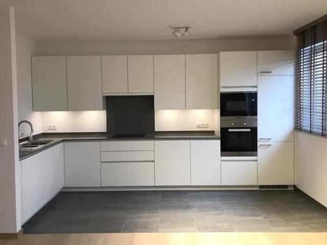 Roodebeek Modern flat with terrace and garage!