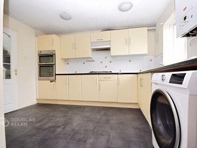 Roodegate, Basildon SS14, 4 bed terraced house to rent, £1,700 pcm | PrimeLocation