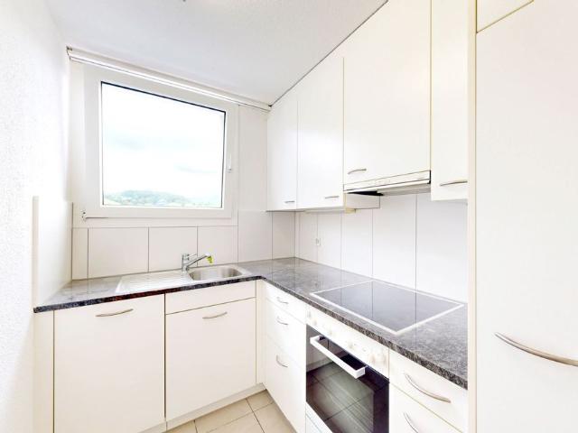 Rooftop apartment with large terrace and stunning views!