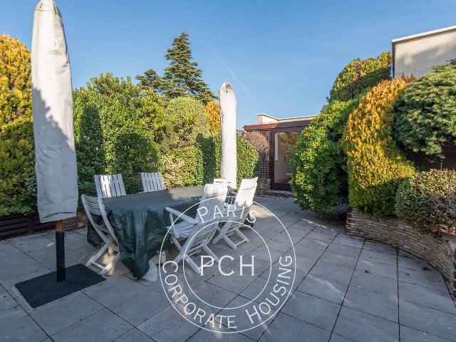 Rooftop de 150m² 4 chambres, 237m² Neuilly