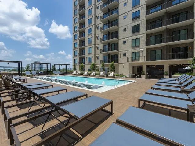Rooftop Living in Montrose & Museum District | 3BR from $5,555/mo