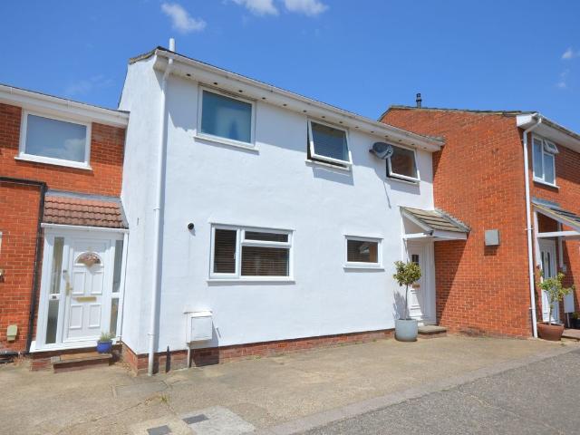 Rookery Close, Great Chesterford CB10, 3 bed terraced house to rent, £1,600 pcm | PrimeLocation