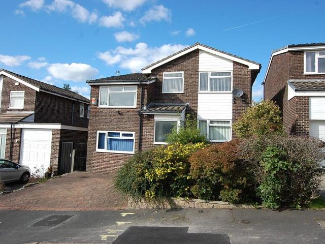 Rookery Close, Greater Manchester SK15 4 bed detached house to rent £1,600 pcm £369 pw