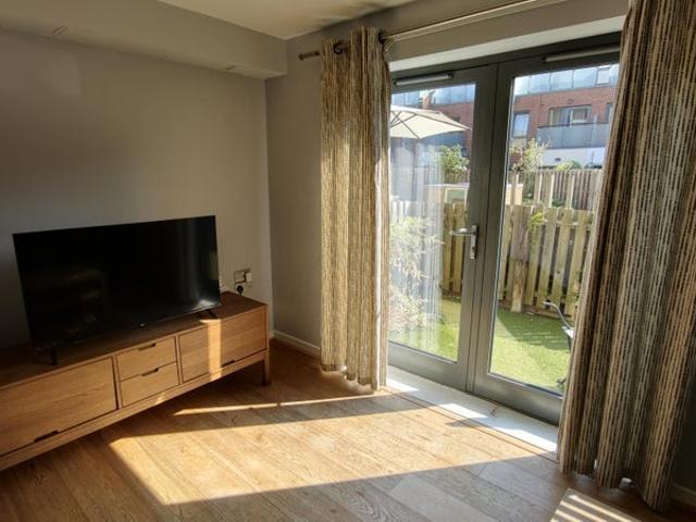 Apartment at Bagleys Lane, Greater London