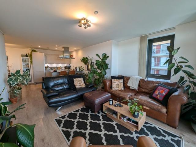 Apartment at Beechwood Road, Greater London