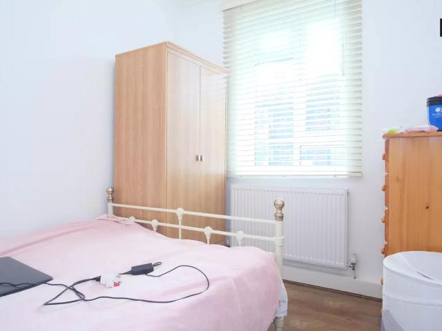 Apartment at Fulham Palace Road, Greater London