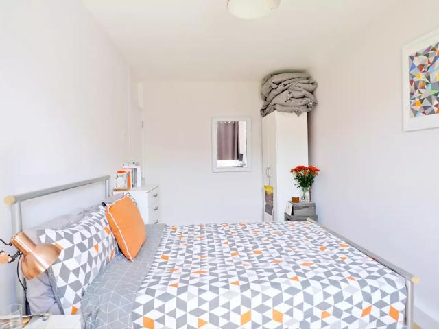 Apartment at Cambridge Heath Road, Greater London
