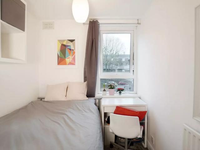 Apartment at Cambridge Heath Road, Greater London