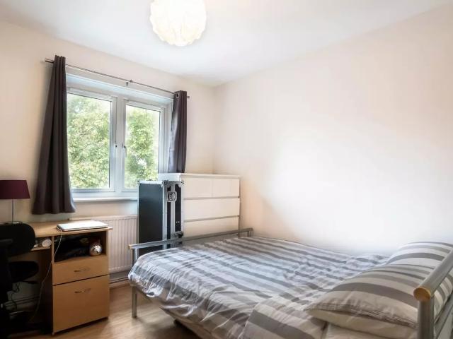 Apartment at Cambridge Heath Road, Greater London