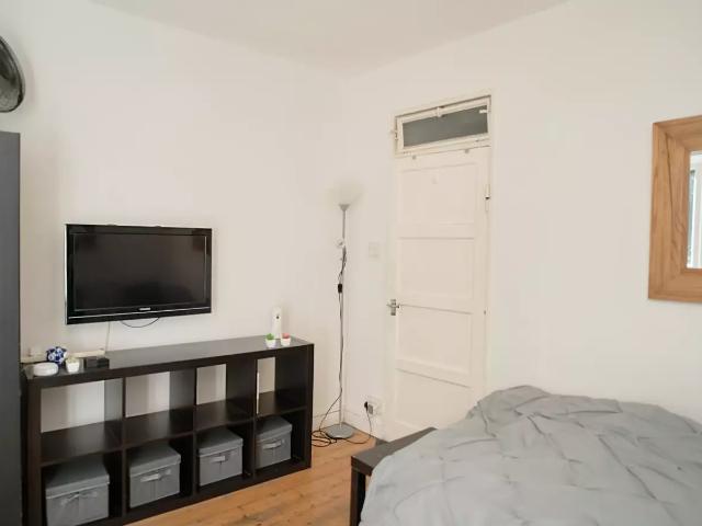 Apartment at Cambridge Heath Road, Greater London