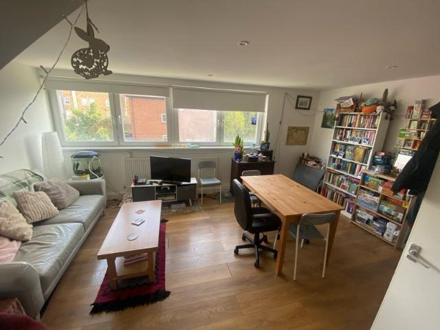 Apartment at Campsbourne Road, Greater London