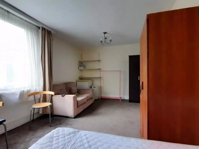 Apartment at Queen Caroline Street, Greater London
