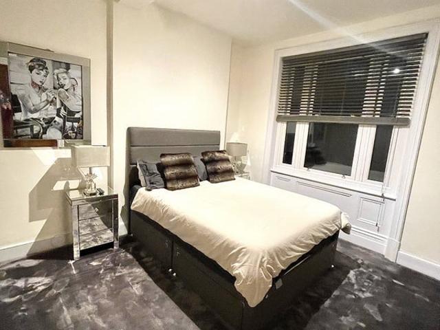 Apartment at Deptford Broadway, Greater London