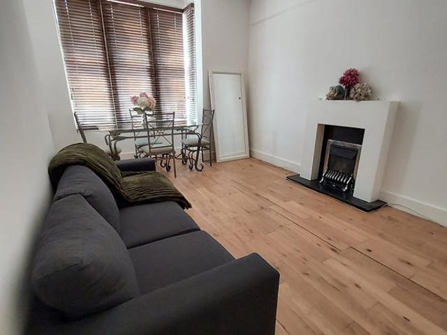 Apartment at Finsbury Park Avenue, Greater London