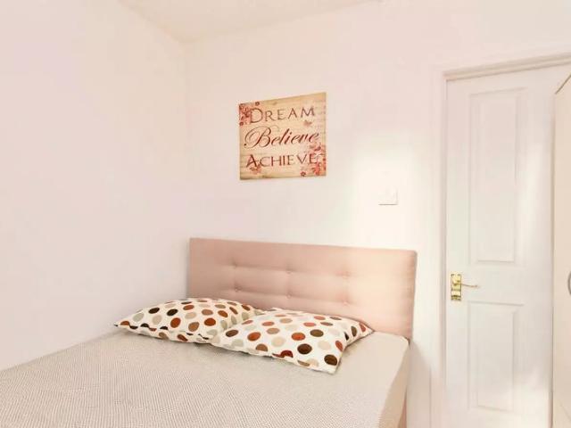 Apartment at Uxbridge Road, Greater London