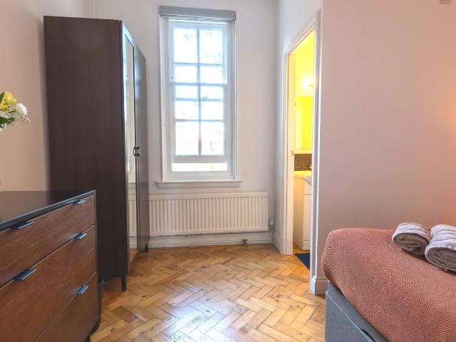 Apartment at Garratt Lane, Greater London