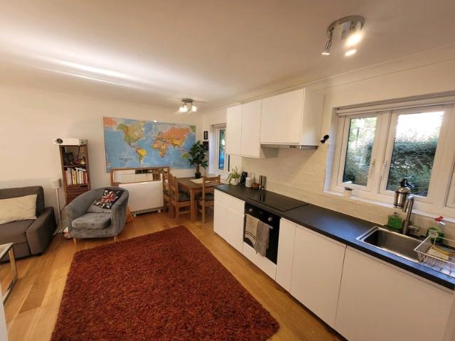 Apartment at Hillbury Road, Greater London