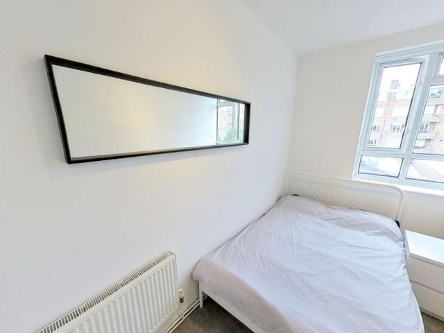 Apartment at Lancaster Court, Greater London