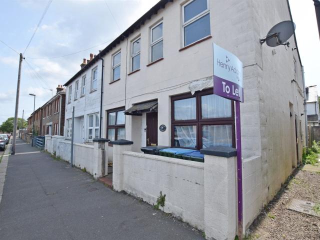 Apartment at London Road, Arun
