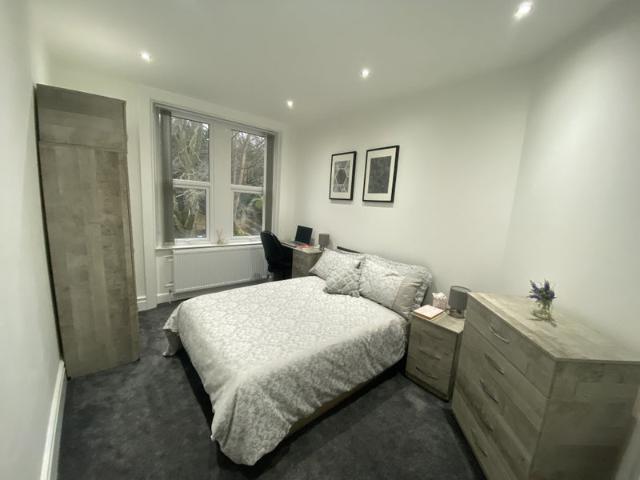 Apartment at Park Drive, Bradford