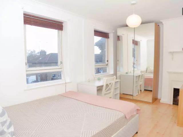 Apartment at St Charles Square, Greater London