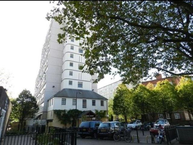 Apartment at Strasburg Road, Greater London