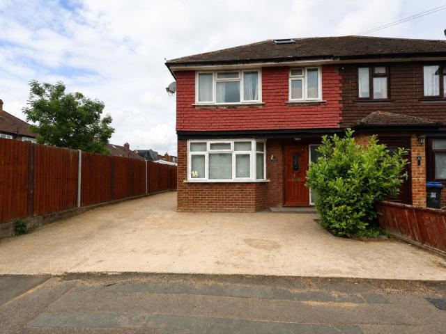 Apartment at Shackleford Road, Woking