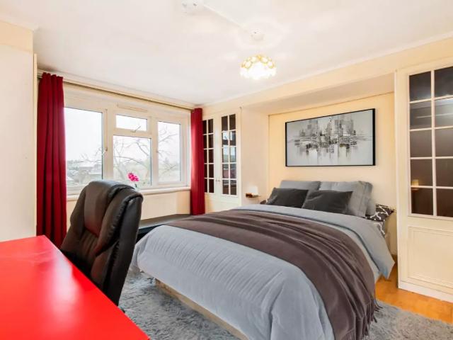 Apartment at Edith Grove, Greater London