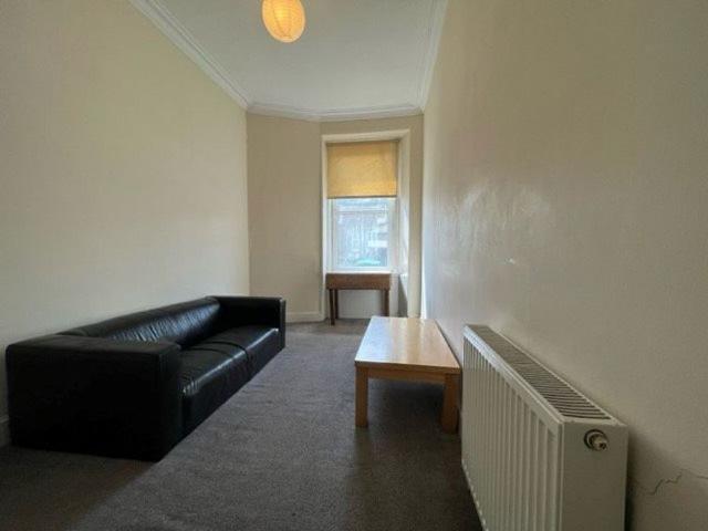 Room, Dundee