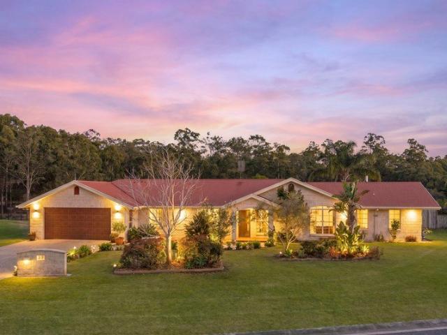 ROOM FOR THE WHOLE FAMILY POOL, SHED AND JUST OVER AN ACRE