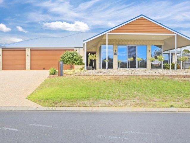 Room for Everyone A Grand Family Home Overlooking Peaceful Parklands
