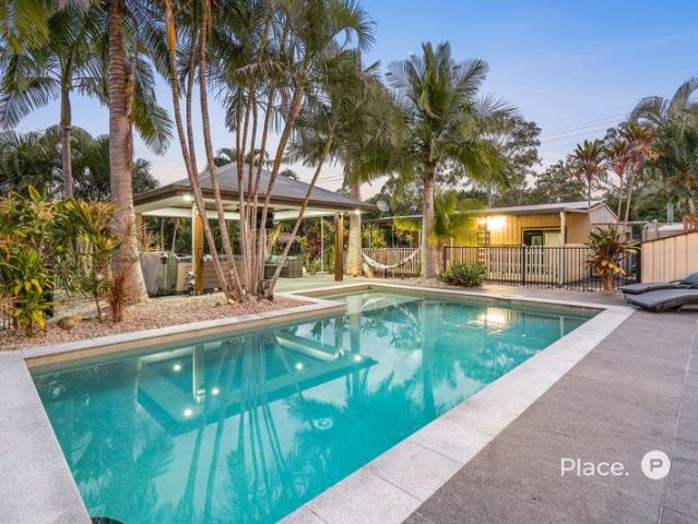 Room for Everything! Expansive Family Living on 3,622m