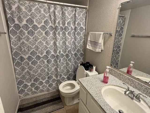 Room for rent front hobby airport