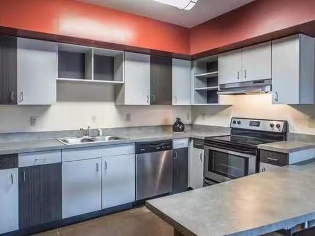 Room for rent in Midtown