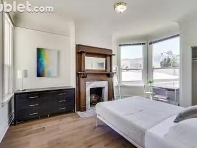 Room for rent in Alamo Square