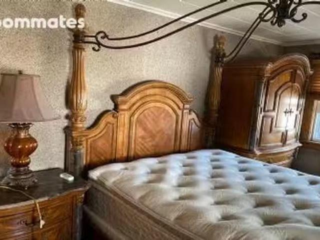 Room for rent in Bergenfield