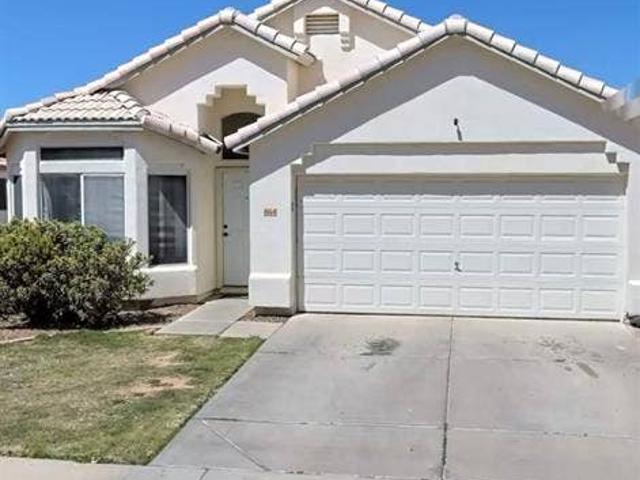 Room for rent in Chandler!