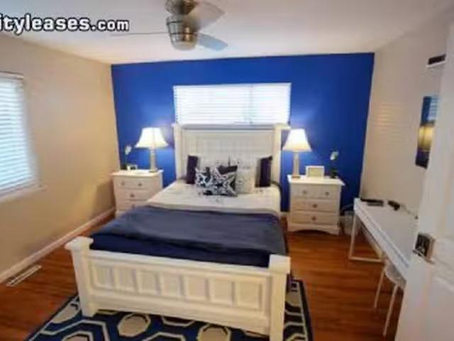 Room for rent in Clairemont Mesa