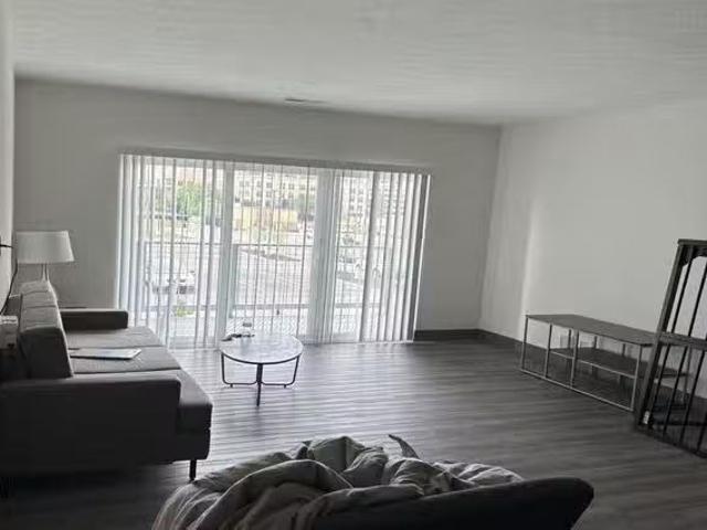 Room for rent in Dayton