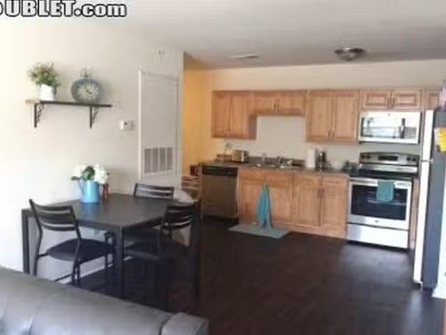 Room for rent in Douglas Lawrence