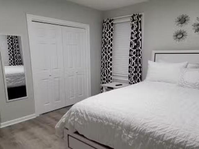 Room for rent in Hartford