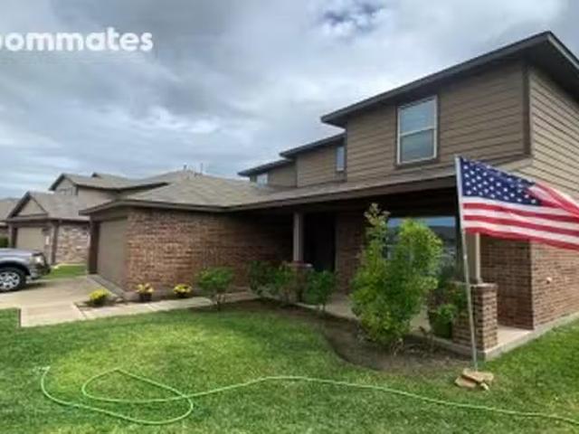 Room for rent in Katy