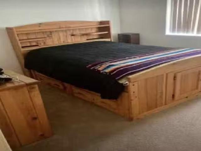 Room for rent in La Paz County