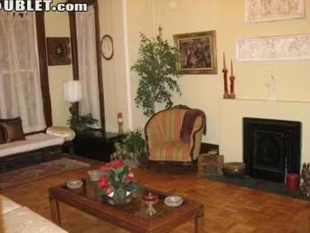 Room for rent in Logan Circle