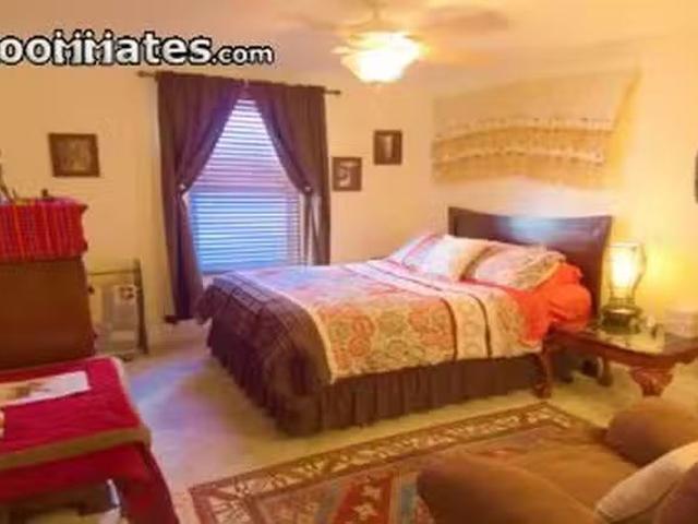 Room for rent in Roanoke Cave Spring